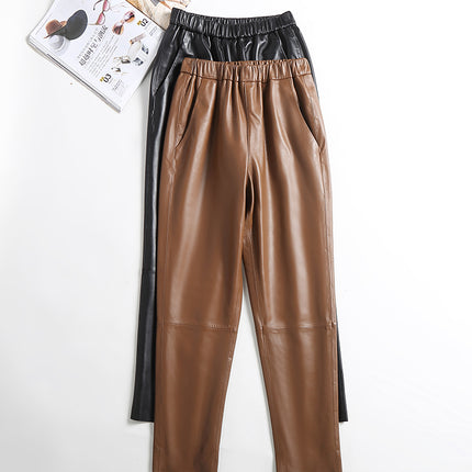 High waist cropped trousers in leather elastic