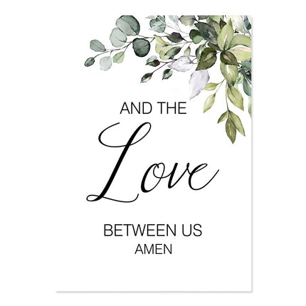 Minimalistisch gestaltete Hintergrundwanddekoration für das Wohnzimmer