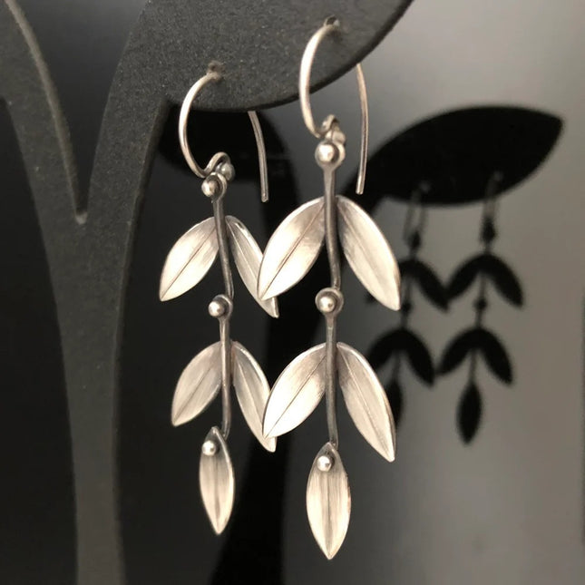 Bohemian Retro Simple Leaf Shaped Earrings