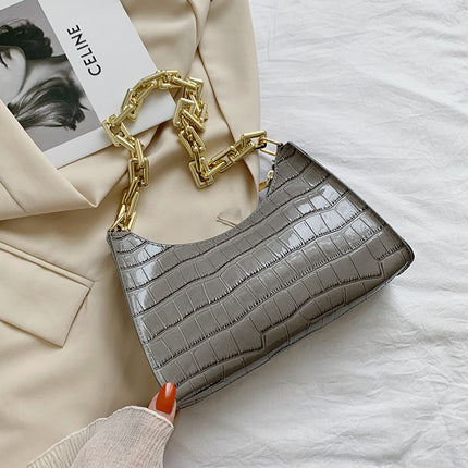 Texture Chain One-shoulder bag