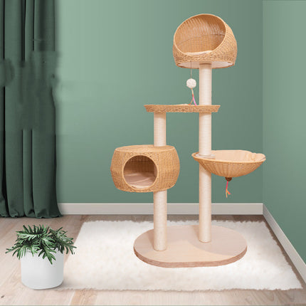 Integrierter, mehrschichtiger Katzenbaum aus Massivholz