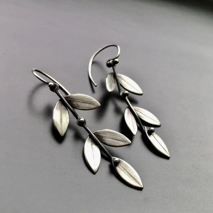 Bohemian Retro Simple Leaf Shaped Earrings