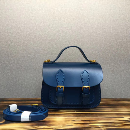 Vintage-Inspired Cream Leather Messenger Bag – Tree-Embossed Design